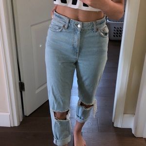 top shop mom jeans// MUST GO